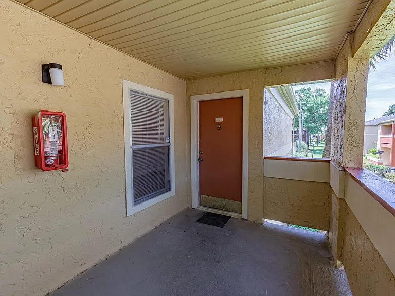 640 Kenwick Cir #204 — Photo 14