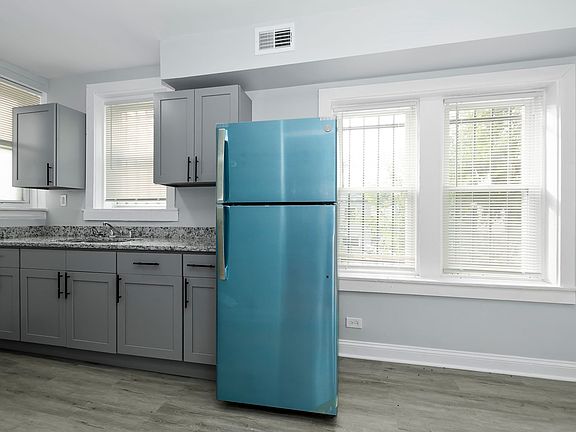 3rd image of 1215 E 72nd St #1W