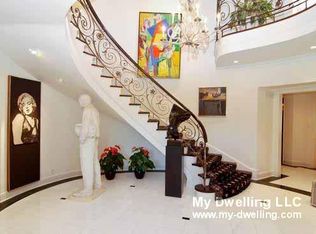 7580 N River Rd, River Hills, WI 53217