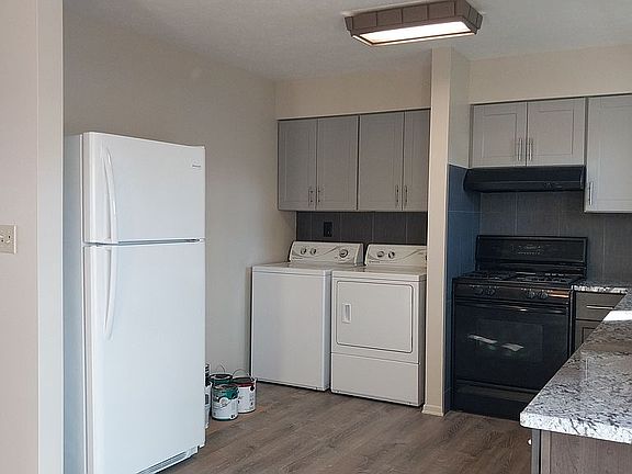4th image of 308 Birch Hill Dr