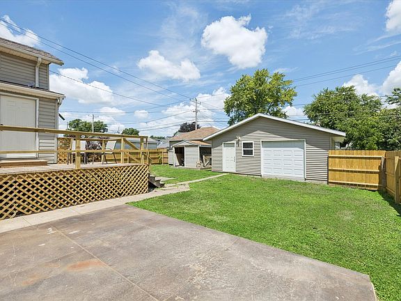 5th image of 526 4th Ave S