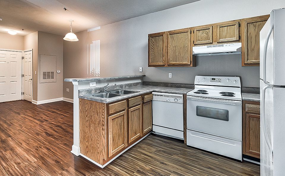 1st image of 1450 Paramount Dr #1456-7A