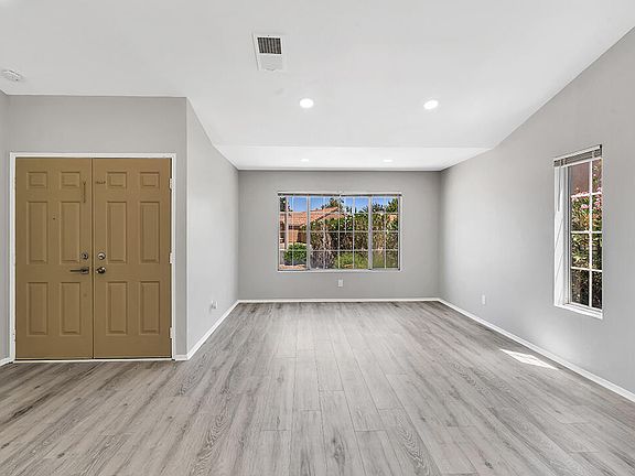 4th image of 1642 Coventry Pl