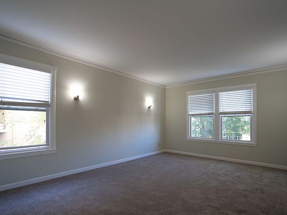2nd image of 1440 Floribunda Ave APT 201