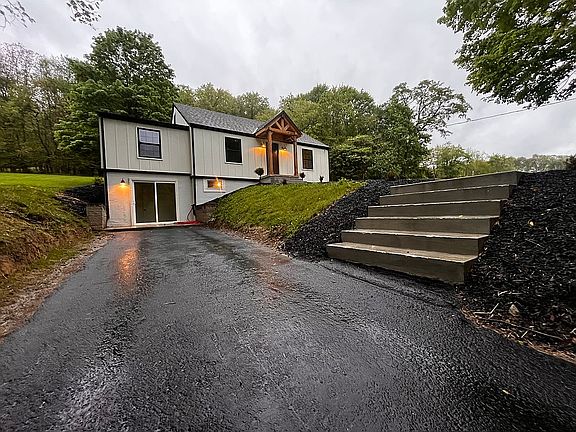 2nd image of 168 Pleasant View Dr