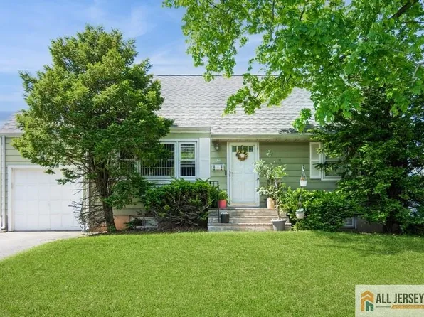 1 Berkley Blvd, Iselin, NJ 08830