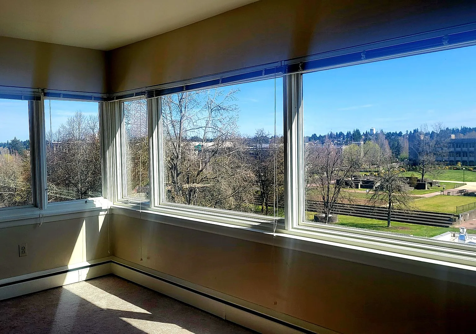 Capitol Terrace Apartments — Photo 4