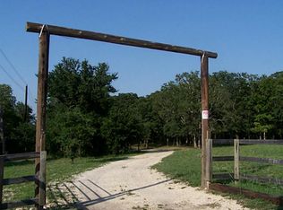 272 N Comanche Trl, Springtown, TX 76082