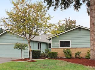 14710 112th Ave NE, Kirkland, WA 98034