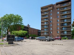 3936 Wyandotte St E #912, Windsor, ON N8Y 4V1