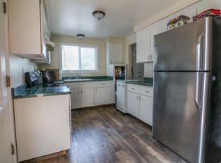 530 Saint Thomas Ln, Eagle Pt, OR 97524