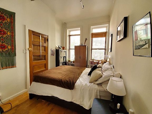 5th image of 138 W 123rd St #4A