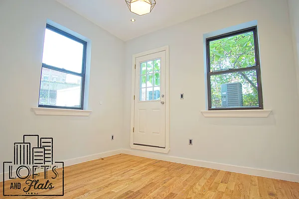 Rented by Lofts and Flats LLC | media 10