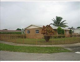 5th image of 4372 NW 201st St