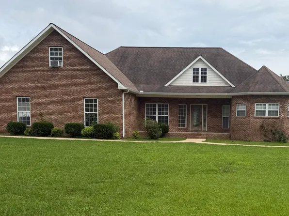 8348 Wolfe Rd, Columbus, MS 39705
