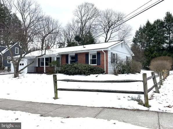 152 Legion Ln, State College, PA 16801