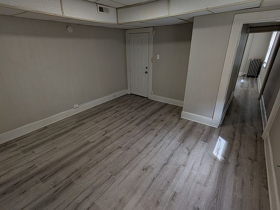 3rd image of 503 Radnor Ave APT 3