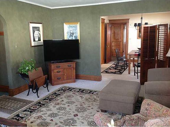 3rd image of 108 Somerton Ave