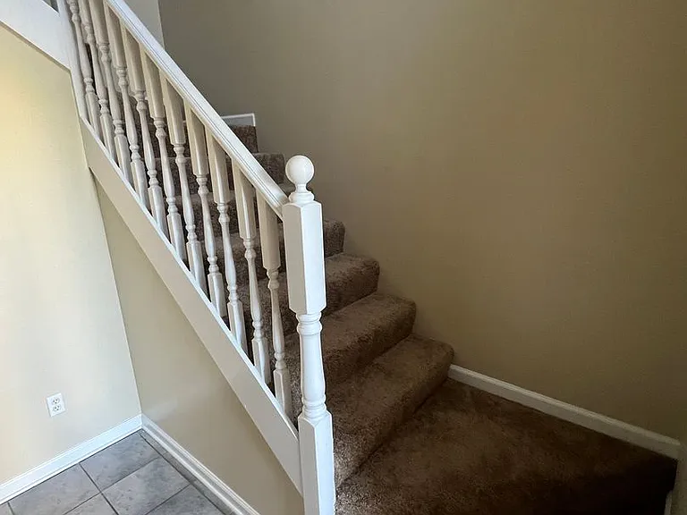 176 Woodmere Dr — Photo 9
