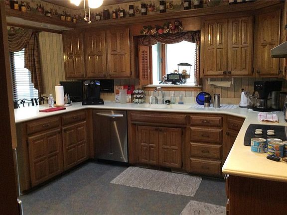 5th image of 2200 Yellowstone Dr