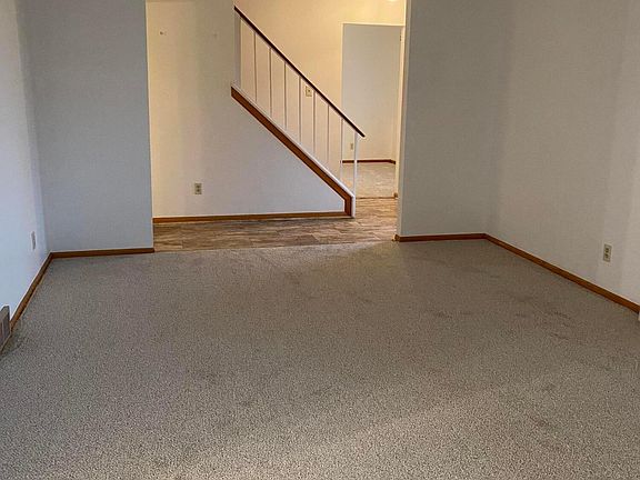 5th image of 958 Kingland Dr