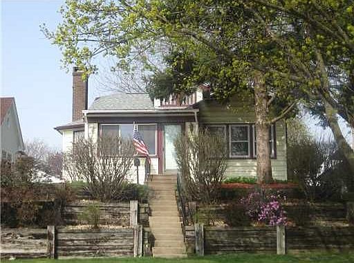 1st image of 240 15th St NW