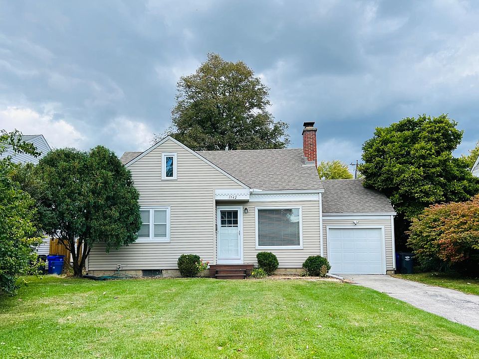 1542 College Hill Drive, Upper Arlington
