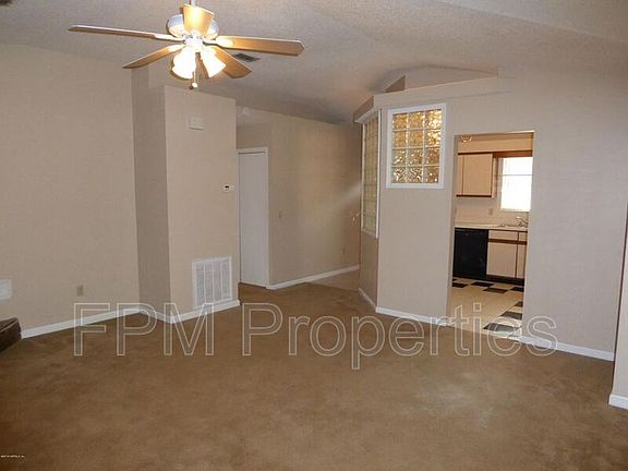 3rd image of 589 Camelia St
