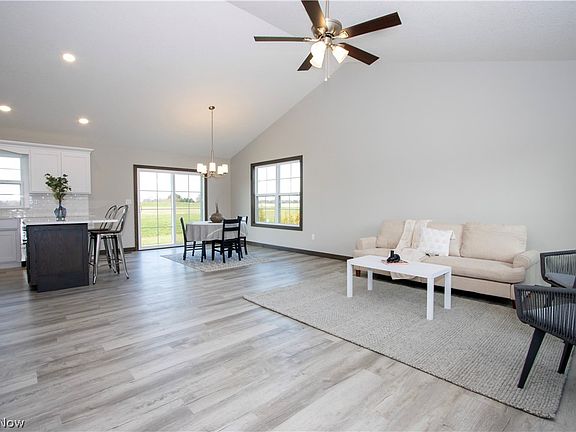 4th image of 4156 Fieldridge Ct