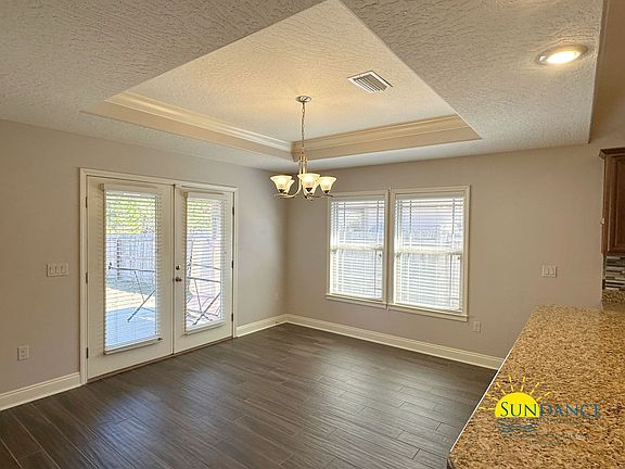 4th image of 2662 Hartman Ct