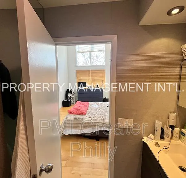 182 Gay St #706 — Photo 9