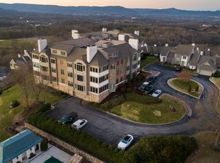 5046 Hunting Hills Sq, Roanoke, VA 24018