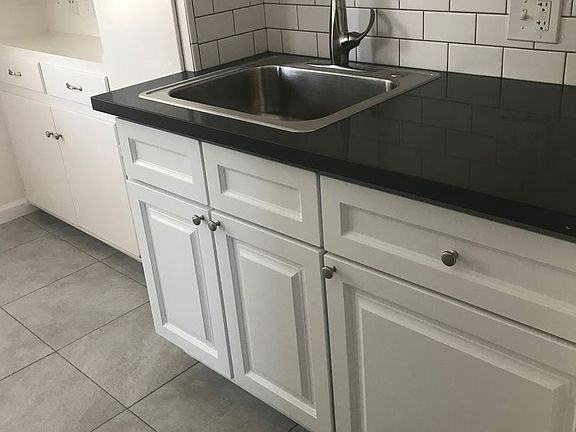 2nd image of 2222 P St APT 203