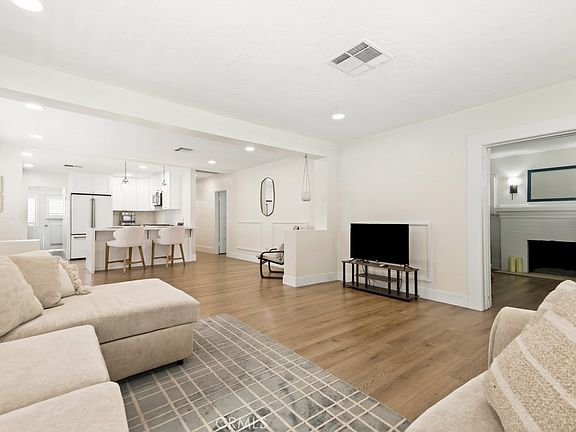 5th image of 4226 Highland Pl
