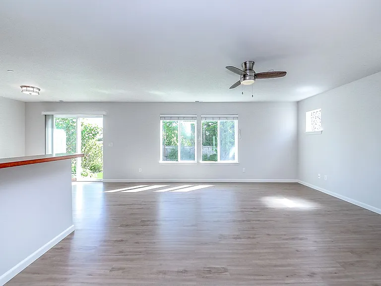 3192 Brown Loop — Photo 8