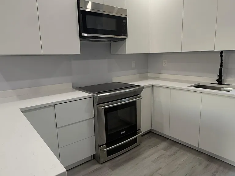 233 Clymer St #2 — Photo 8