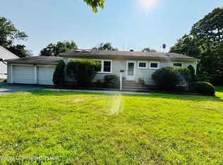 77 Ransberry Ave, East Stroudsburg, PA 18301