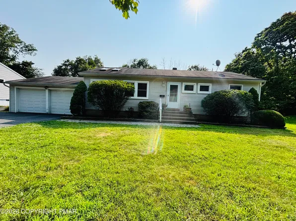 77 Ransberry Ave, East Stroudsburg, PA 18301