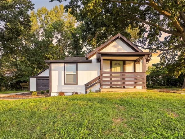 7126 Main St, Kansas City, MO 64114