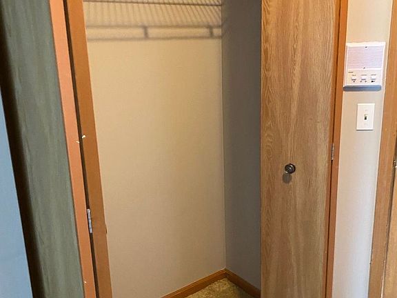 3rd image of 1151 S Wells St APT 9