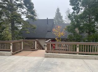 111 Saint Andrews Dr, Lake Arrowhead, CA 92352