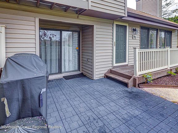 4th image of 82 Cotswold Cir #3.02