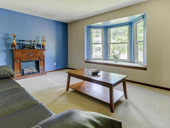 4th image of 7469 Gardenview Pl