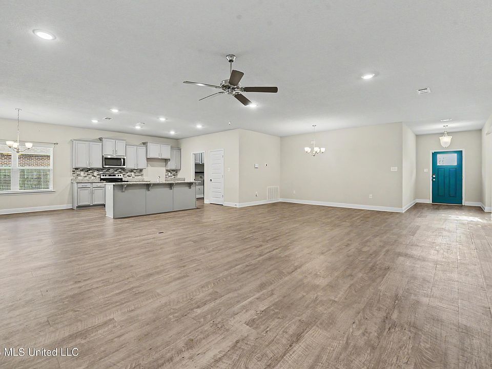 とるてページ 9524 Mallette Dr, Biloxi, MS 39532 | MLS #4161589 | Zillow