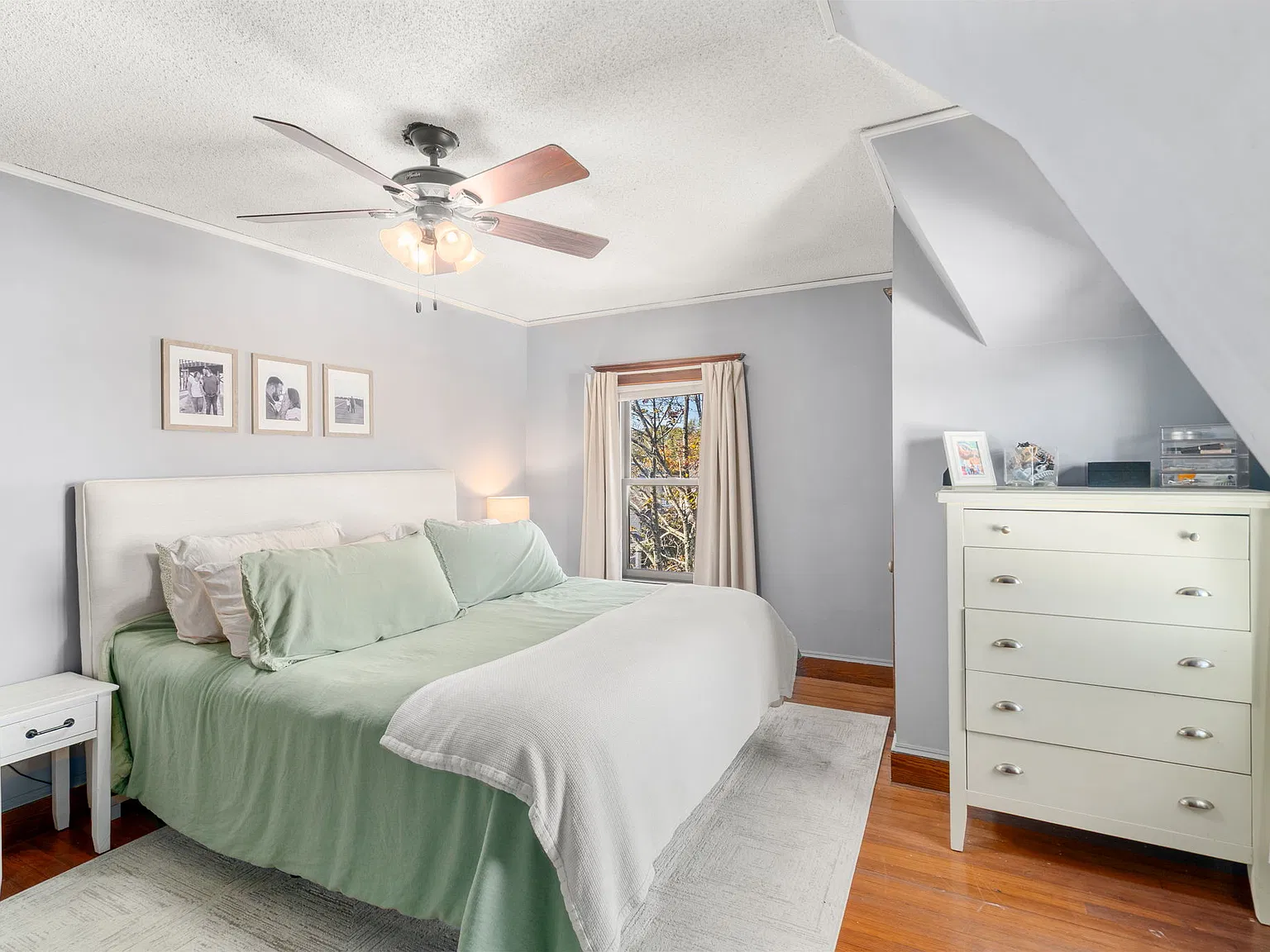 3 bed, 1178 sqft, $2,800 — Photo 4