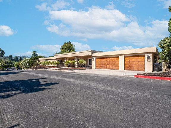 2nd image of 4321 Clear Valley Dr