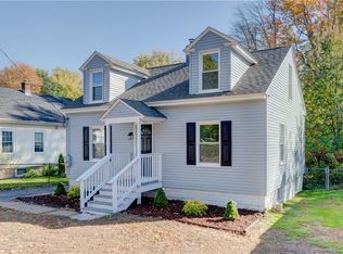 16 Brainard Rd, Enfield, CT 06082