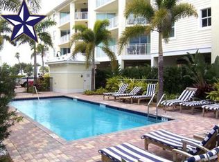215 NW Flagler Ave APT 407, Stuart, FL 34994
