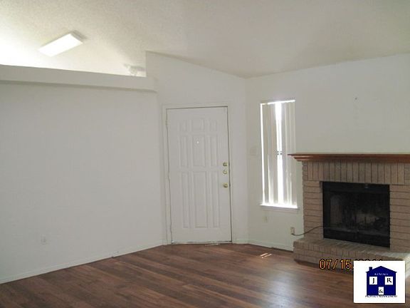 5th image of 209 Bronc Dr