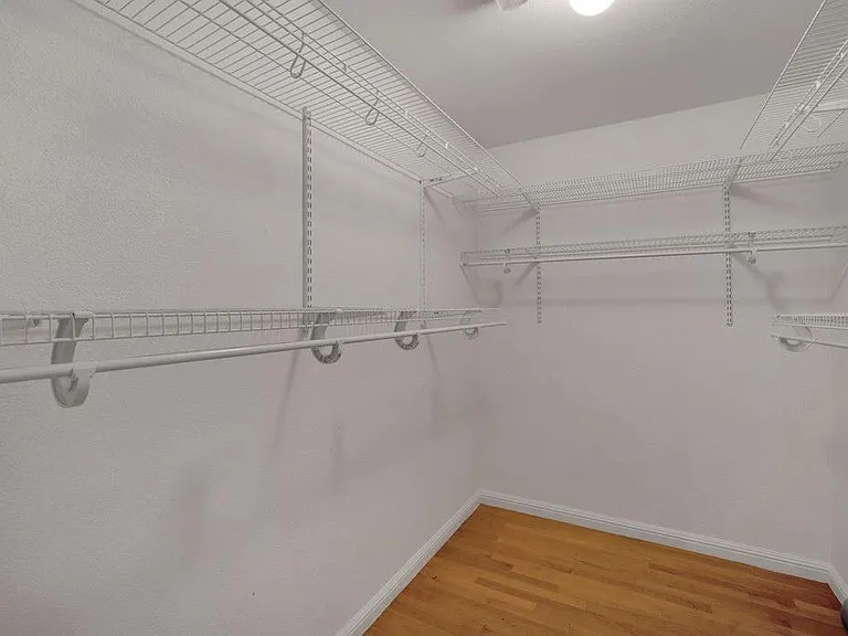 976 Pizarro Ln — Photo 37